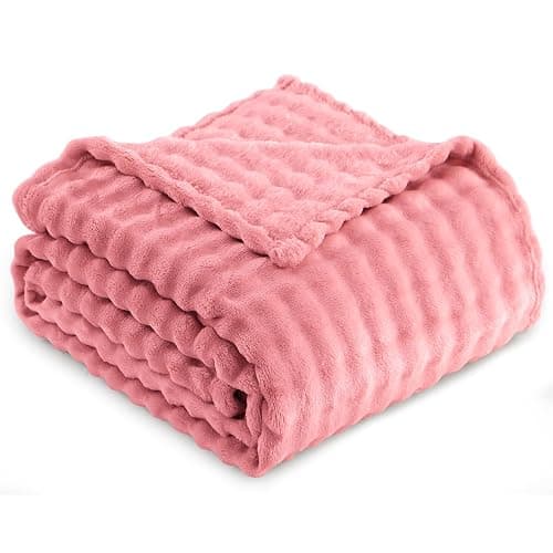 Pink bubble blanket  - Image 1