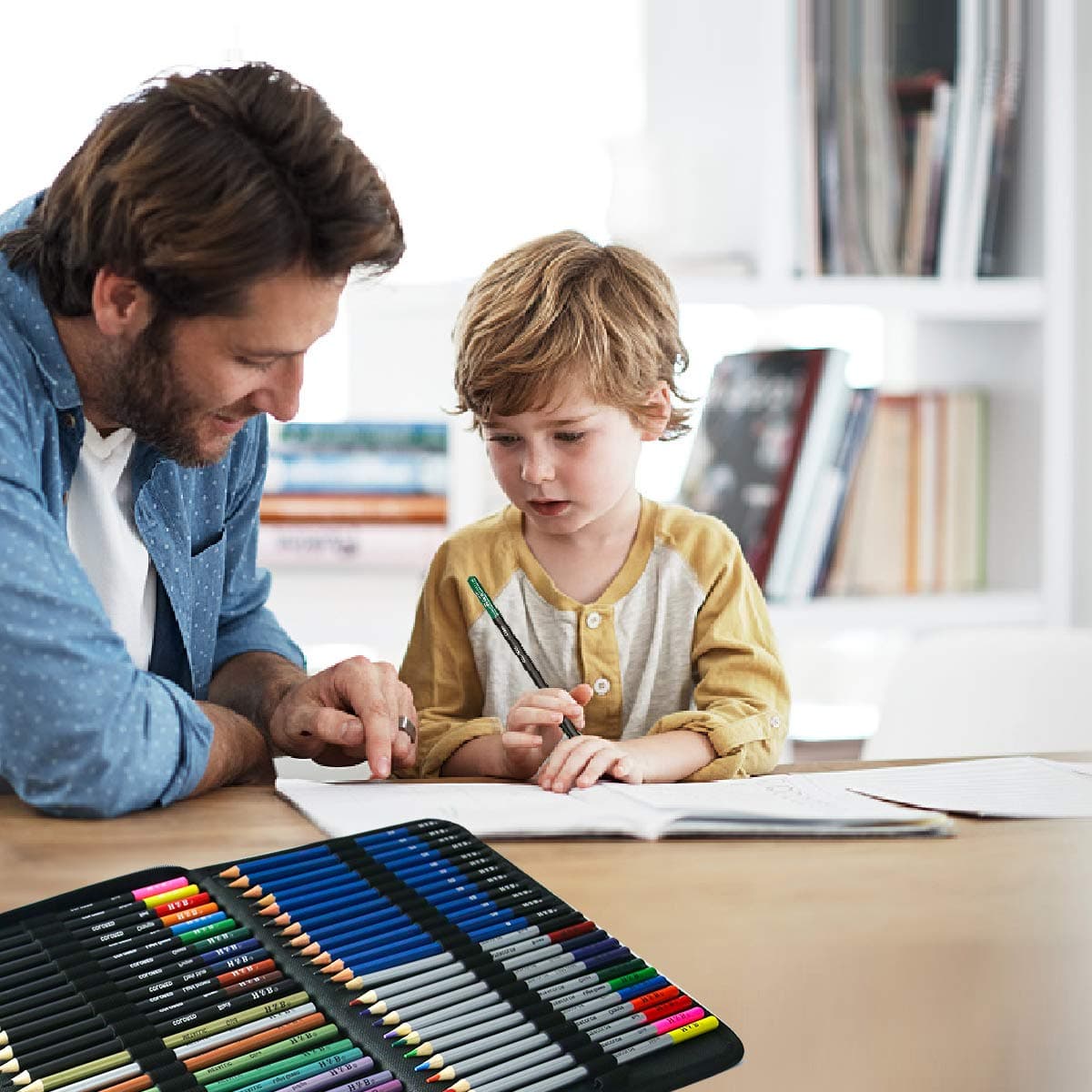 Kit de arte de dibujo de 72 piezas - Lápices de colores, bloc de bocetos, acuarela y lápiz metálico con elegante funda - Ideal para adolescentes y adultos principiantes así como artistas profesionales thumbnail 7