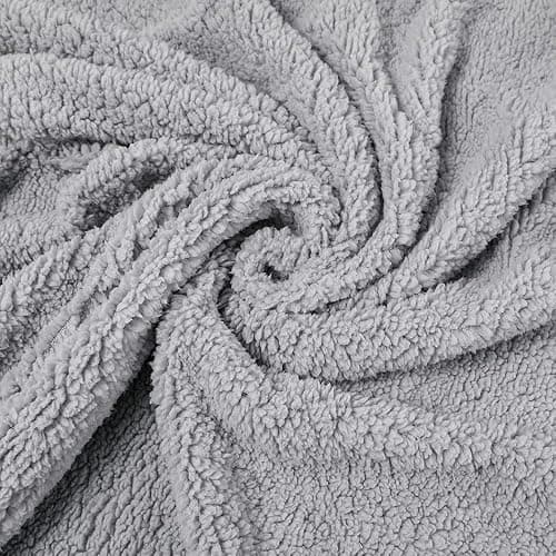 Pagnanno. - Sherpa Teddy Fleece Blanket - Fluffy Double Layered Bed and Sofa Throw - Thick, Warm & Extra Soft - For Families, landlords and Couples (Grey, Double (150x200cm)) thumbnail 6