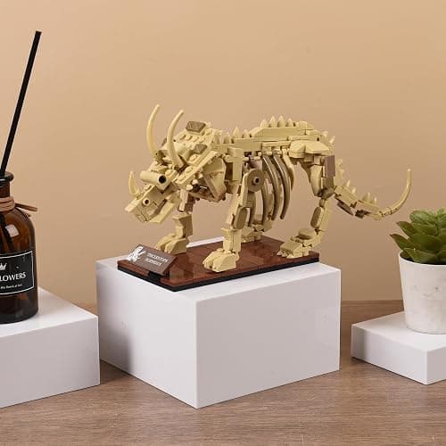 LUXEBLOCKS Triceratops Skeleton Building Kit - 318PCS Dinosaur Model with Movable Joints, Educational Toys for Adults, Collector Display Figures for Home and Office thumbnail 2