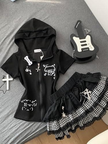 GOTHPICKUS Kawaii Y2K Cute Print Hoodies For Women Short Sleeves Cat Ears Hoodie Kawaii Zip Up Casual Slim Fit Outfits thumbnail 5