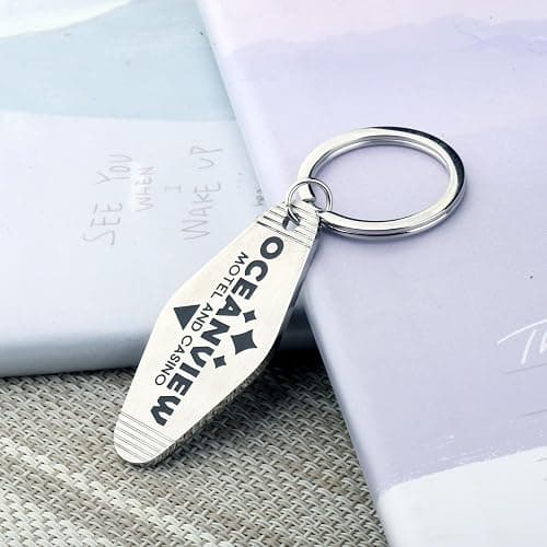 FAADBUK Video Game Gift Video Game Lover Gift Oceanview Keychain for Gamer thumbnail 9