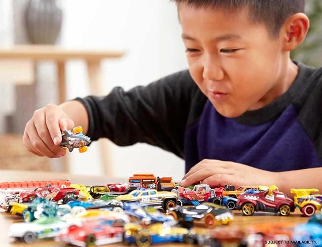 Hot Wheels Toy Cars & Trucks 20-Pack, Set of 20 1:64 Scale Vehicles for Play or Display, Instant Collection (Styles May Vary) (Amazon Exclusive) thumbnail 2