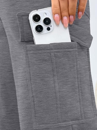 Trendy Queen Women's Cargo Sweatpants, Wide Leg Workwear Pants with Pockets & Elastic Waist, Casual Joggers for Travel thumbnail 6