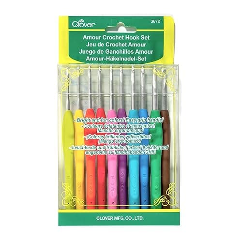 Clover 3672 Amour Crochet Hook Set, 10 sizes - Image 1