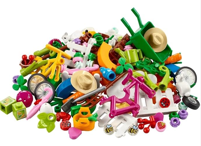 LEGO 40606 Spring VIP Add on Pack Cool Polybag with Random Fun Bricks and Pieces Including Carrots, Flowers, Cherries, Ladybirds, Birds, Bunnies and a Lamb, 7.9'' x 7.7'' x 1.1'' - Image 1