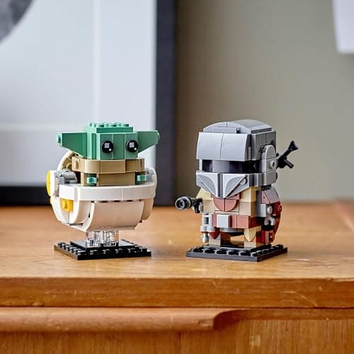 LEGO BrickHeadz Star Wars The Mandalorian & The Child 75317 'Baby Yoda' Building Toy, Collectible Model Figures Set, Gift Idea for Teens thumbnail 4