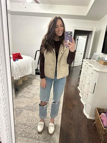 Yidarer Women’s Faux Leather Puffer Vest Zip-Up Stand Collar Quilted Sleeveless Jacket Casual Fall Winter Outerwear thumbnail 6