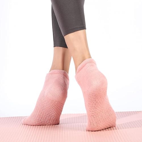 loudashuaiqi Grip Pilates Socks Non Slip Athletic Yoga Socks with Grips for Women Grippy socks for Hospital Workout Barre thumbnail 2