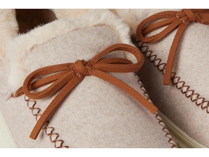 Skechers womens Cozy Ojai Women's Faux Wool Moccasin Slippers With Memory Foam thumbnail 2