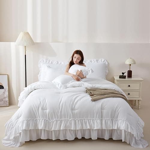 Queen ruffle bedding - Image 1