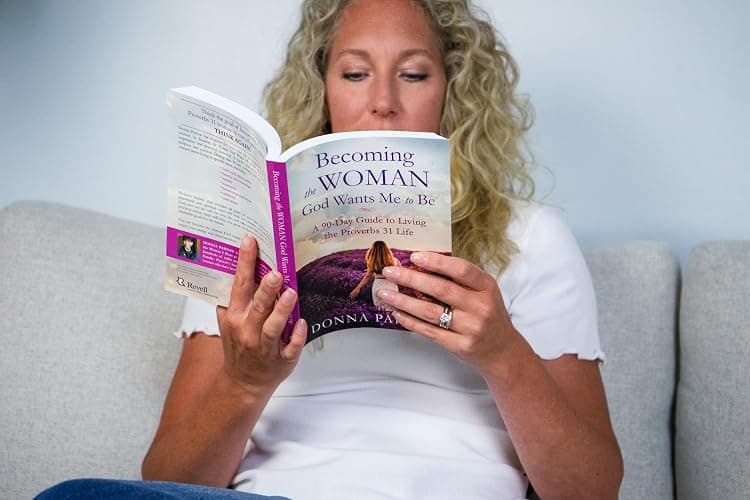 Becoming the Woman God Wants Me to Be: A 90-Day Guide to Living the Proverbs 31 Life – A Proverbs 31 Bible Study and Workbook for Christian Women thumbnail 10