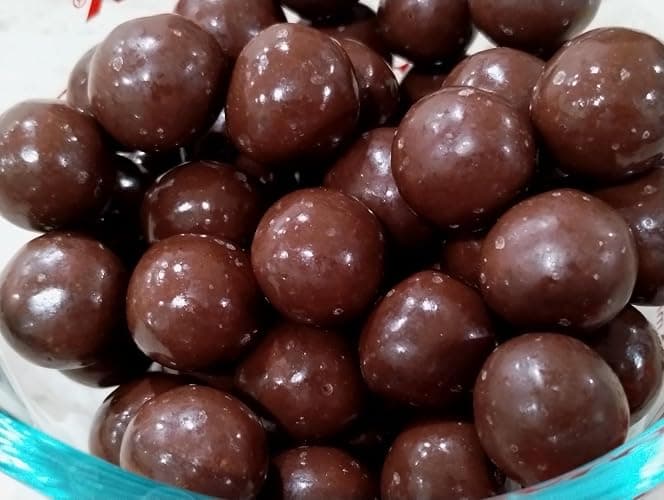Milk Chocolate Covered Mini Caramels - 1 lb of Sweet Creamy Caramel Covered in Rich Milk Chocolate thumbnail 5