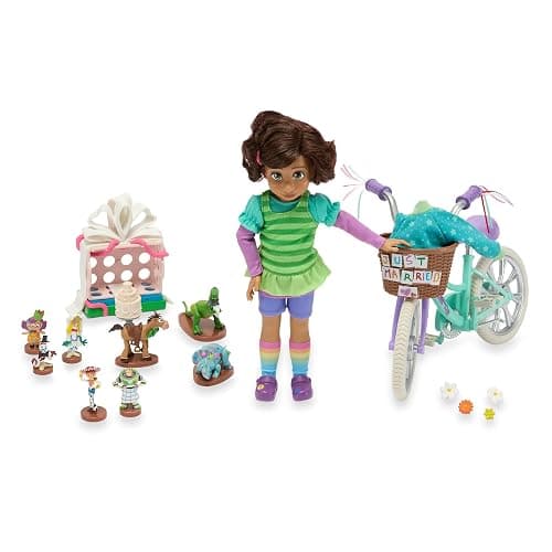 Disney Store Official Toy Story 5 Bonnie Doll Set – Includes Bonnie, Forky, Knifey, Buzz Lightyear, Jessie, Bullseye and More! Doll and Accessory Toy Set for Fans of Pretend Play Dolls and Disney Toys - Image 1