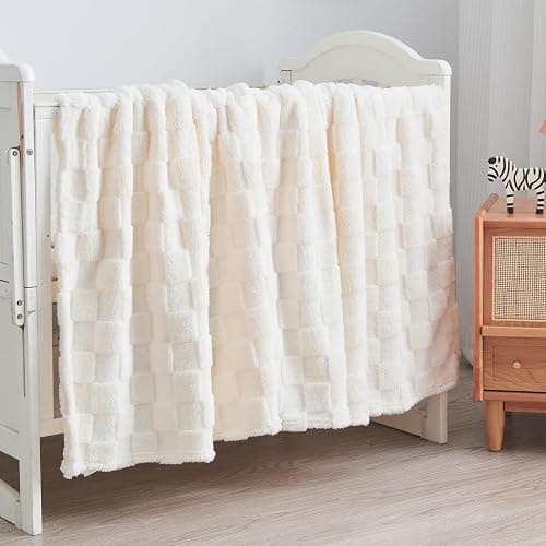 NEWCOSPLAY Super Soft Throw Blanket Ivory Premium Silky Flannel Fleece 3D Checkered Lightweight Bed Blanket All Season Use (Ivory Checkered, Throw(50"x70")) thumbnail 9