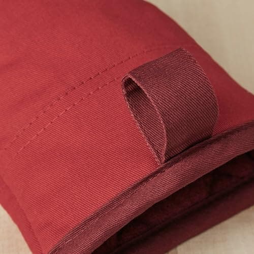 KitchenAid Beacon Two-Tone Non-Slip Oven Mitt Set, Passion Red/Bordeaux, 5.75"x13", 2 Piece thumbnail 4