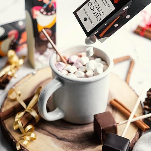 CHOCOLISSIMO - Weihnachtsschokolade - Trinkschokolade am Stiel, Heiße Schokolade Vollmilch - Schokolade Geschenk Nikolaus - Frauen, Männer, Junge, Mädchen, Frau, Mann, Kinder - Xmas ChocoStick thumbnail 4