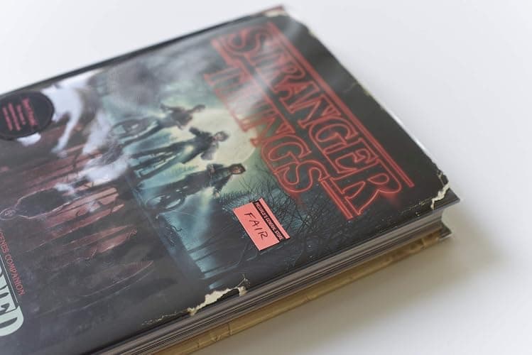 Stranger Things: Worlds Turned Upside Down: The Official Behind-the-Scenes Companion thumbnail 5