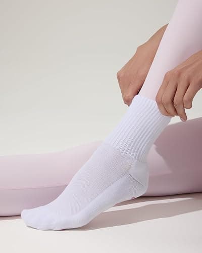 PAVOI ACTIVE Pilates Socks with Grips for Women - One Size Non Slip Quarter-Crew Grip Socks for Yoga, Barre - Bamboo Blend thumbnail 3