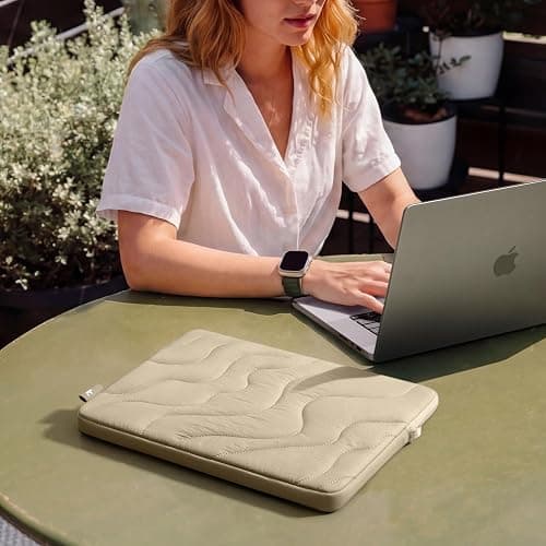 tomtoc 360 Protective Puffy Laptop Sleeve for 13-inch MacBook Air M5/A3449 | 2026, M4/M3/M2 A3240 A3113, MacBook Neo A18 & MacBook Pro M2/M1, Quilted Soft Puffer Bag for 13-inch Surface Pro Copilot+PC thumbnail 9