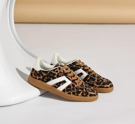 Women's Retro Gum Sole Fashion Sneakers-Lace Detail Casual Retro Walking Shoes-Gum Sole Casual Tennis-Anti Slip Trainers thumbnail 3