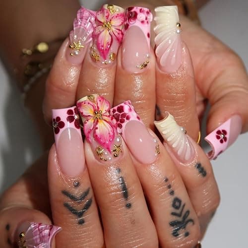 24Pcs Summer Press on Nails Medium Square Fake Nails with Pearl Rhinestones Designs Gold Starfish Seashell Glue on Nails 3D Flower Acrylic Nails Beach False Nail French Tip Stick on Nail for Women thumbnail 3