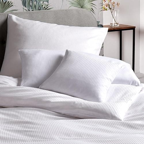 Traumschlaf Hotelbettwäsche • Kochfest & Chlorfest • Mako-Satin aus 100% Baumwolle • Weiß mit Streifen • Pflegeleicht & Atmungsaktiv • 1 Bettbezug 200 x 220 cm + 2 Kissenbezüge 40 x 80 cm thumbnail 3
