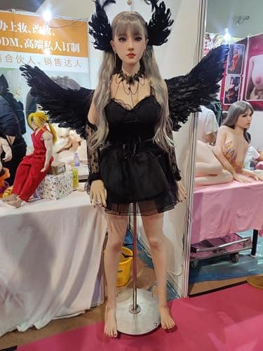 Doll Stand thumbnail 3