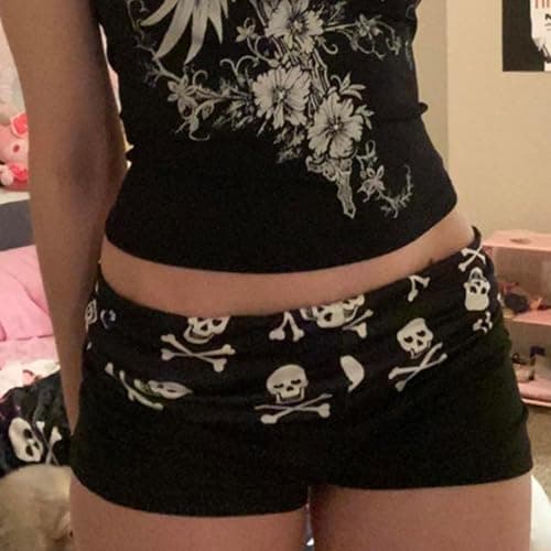 Fold over skull shorts thumbnail 5