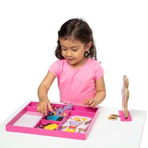 Melissa & Doug Disney Minnie Mouse & Daisy Duck Magnetic Dress-Up Wooden Dolls – Pretend Play Set (40+ pcs) Minnie Mouse Toys, Disney Dress Up Dolls for Preschoolers & Kids Ages 3+ thumbnail 8