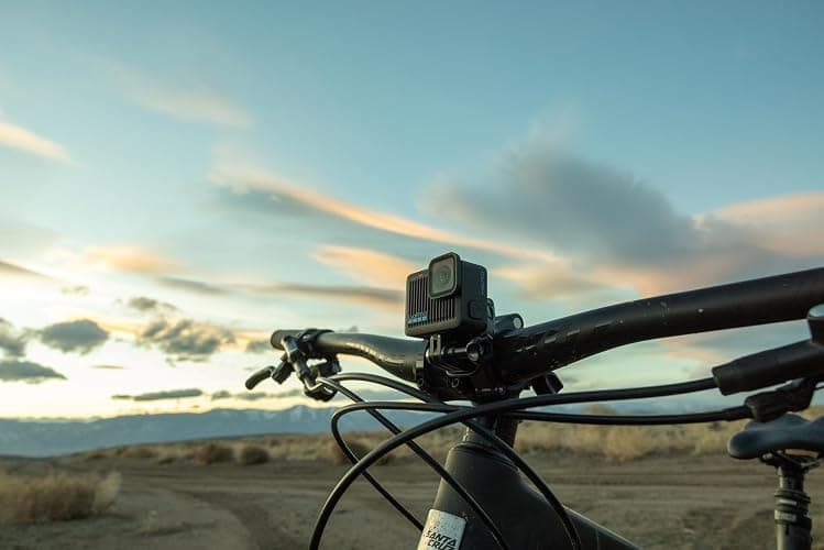 GoPro Hero - Compact Waterproof Action Camera with 4K Ultra HD Video, 12MP Photo, Touch Screen thumbnail 9