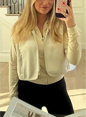 Yioaga Cropped Fleece Vest Women Sleeveless Stand Collar Zip Up Sherpa Jacket Fall Winter Warm Coats Outerwear with Pockets thumbnail 7
