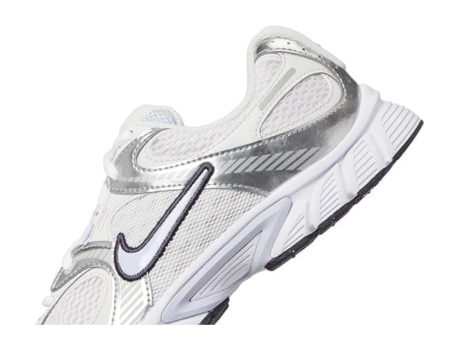 Nike Unisex-Child V5 RNR (Big Kid) thumbnail 6