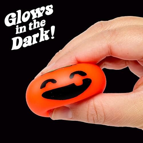 Schylling Needohween Teenie Jack Glow Lantern - Glow in The Dark Pumpkin Faces 3 Pack thumbnail 6