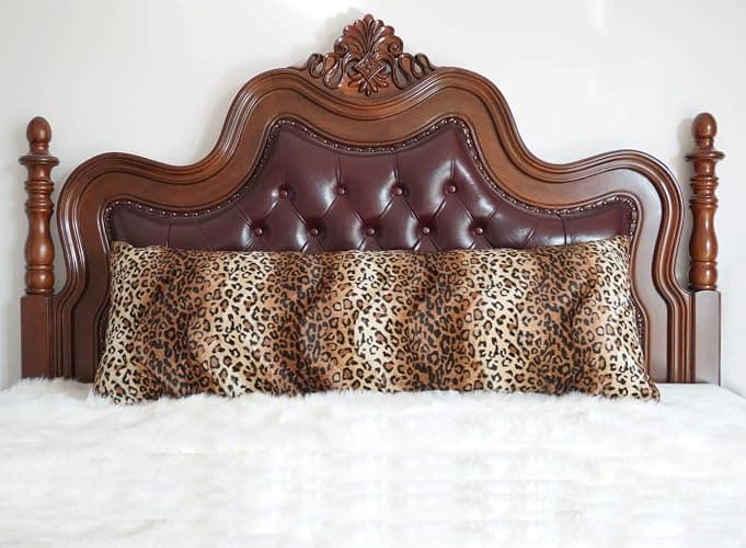 CARRIE HOME Cheetah Body Pillow Cover 20x54 Soft Plush Leopard Print Faux Fur Decorative Body Pillow Pillowcase for Home Couch Sofa (1 Pack, 20x54 inch) thumbnail 8