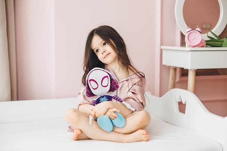 Jay Franco Marvel Spidey and His Amazing Friends Gwen The Ghost-Spider Pillow Buddy - Super Soft Polyester Microfiber, 18 inches (Official Marvel Product) thumbnail 2