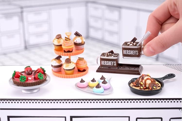 MGA's Miniverse Make It Mini Food - Brunch Multipack, Hershey Mini-Sammlerstücke, Harz-Bastelset, Nachgebildete Lebensmittel, Geeignet für Sammler & Kinder ab 8 Jahren, NICHT ESSBAR thumbnail 5