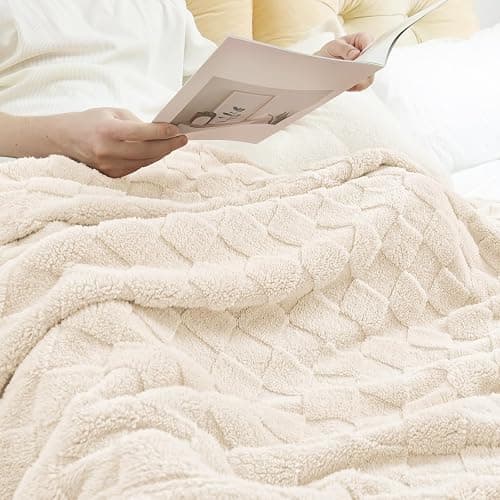 Exclusivo Mezcla Fleece Throw Blanket for Couch,Super Soft and Warm Lightweight Checkered Pattern Blankets for All Seasons, 50x60 Inches, Ivory thumbnail 4
