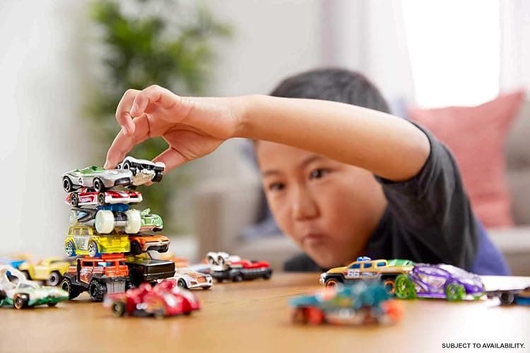 Hot Wheels Toy Cars & Trucks 20-Pack, Set of 20 1:64 Scale Vehicles for Play or Display, Instant Collection (Styles May Vary) (Amazon Exclusive) thumbnail 3