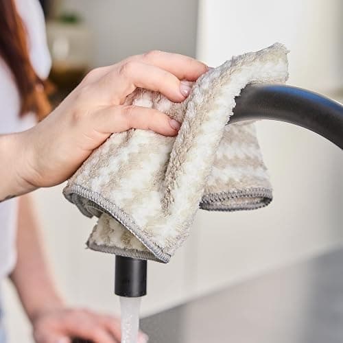 Minky M Cloth Super Soak Up - Multipack Microfibre Cloths, Pack of 9, Ultra Absorbent, Powerful Water Absorbing Anti-bacterial Cleaning Microfibre Cloth, Multiuse Duster, Quick Dry (Grey) thumbnail 4