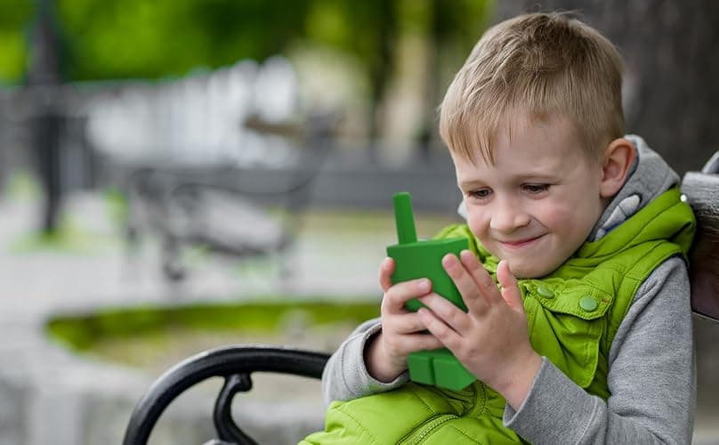 eKids Minecraft Walkie Talkies for Kids, Static Free and Extended Range, Indoor and Outdoor Toys for Fans of Minecraft Toys thumbnail 5