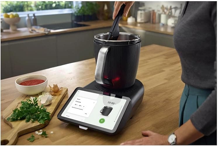 VORWERK BIMBY TM7 – Robot da Cucina Multifunzione 20+ in 1 con Schermo Touch 10", Cookidoo® Integrato, Boccale Isolato e Varoma per Cottura a Vapore – Tecnologia Avanzata Garanzia e Assistenza incluse thumbnail 7