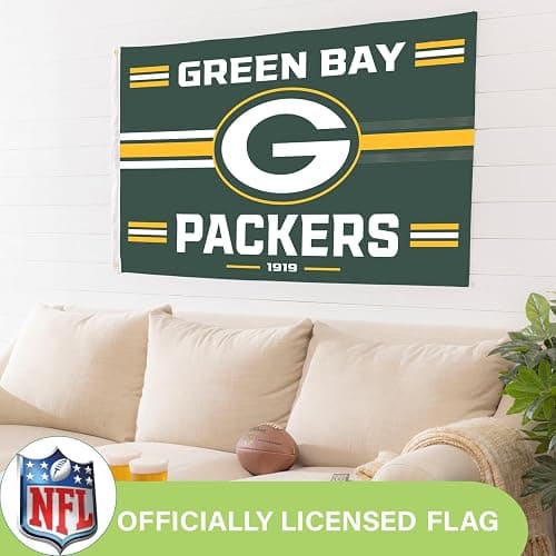 NFL Green Bay Packers Vintage Flag | 3 x 5 Estate Flag with Grommets | Heavy Duty Banner for Outdoor Garden Patio Decoration | Indoor Wall Decor for Room | Works with Flagpoles for Outside House (Green Bay Packers-Vintage) thumbnail 4