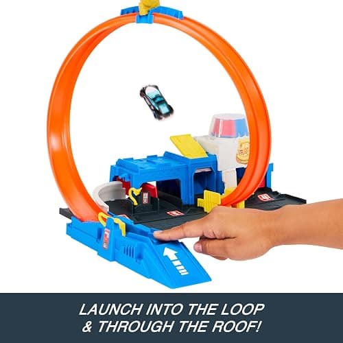 Hot Wheels Toy Car Track Set, Super Police Station Playset with 1:64 Scale Die-Cast Vehicle, Adjustable Loop for Multiple Ways to Race & Stunt thumbnail 3
