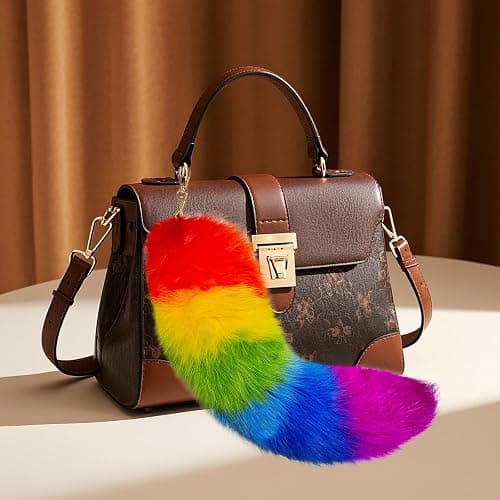 Luxe Fox Fur Tail Keychain - Furry Tail with Gold Clasp for Women, Therian Cosplay Fashion Accessories Pendant thumbnail 3