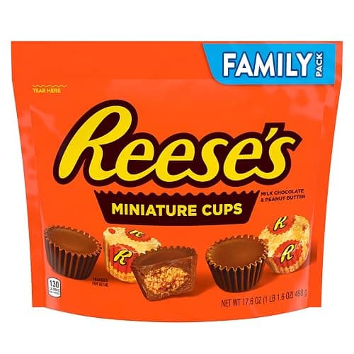 REESE'S Miniatures Milk Chocolate Peanut Butter Cups, Candy Family Pack, 17.6 oz thumbnail 3