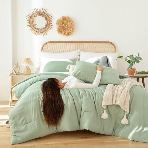 ROSGONIA Sage Green Twin/Twin XL Comforter Set for College Girls Boys, 1 Sage Comforter & 1 Pillowcase, Lightweight Kids Comforter Sets Dorm Bedding thumbnail 2
