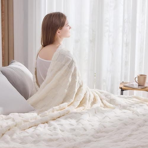 NEWCOSPLAY Super Soft Queen Blanket Ivory Premium Silky Flannel Fleece 3D Checkered Lightweight Bed Blanket All Season Use (Ivory Checkered, Queen(90"x90")) - Ivory Checkered - Queen(90"x90") thumbnail 3