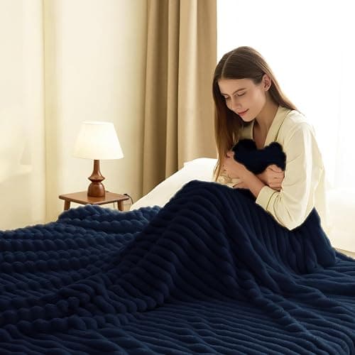 HIMEET Soft Navy Blue Twin Blanket for Bed - 300GSM Cozy Fleece Blanket for Men, Small Lightweight Bed Blankets Graduation Birthday Gifts for Her Him, Home School Dorm Decor, Navy Blue, 60x80 Inches thumbnail 2