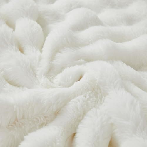 Faux Fur Throw Blanket Fleece Bubble Blanket Casa Carina-Super Soft Fluffy Fuzzy Blanket Plush Blanket-Cozy and Thick for Couch Chair Bed 130x160cm(51x63in) White thumbnail 3